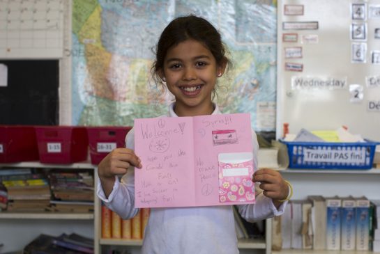 Kids welcome Syrian refugees with messages ‘from the heart’